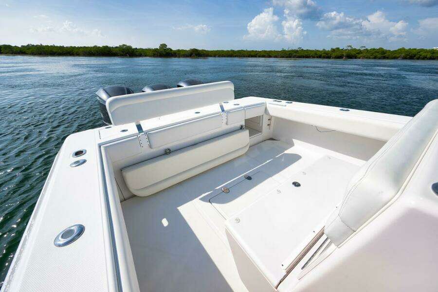 Baby Blues 37ft Bahama Yacht For Sale