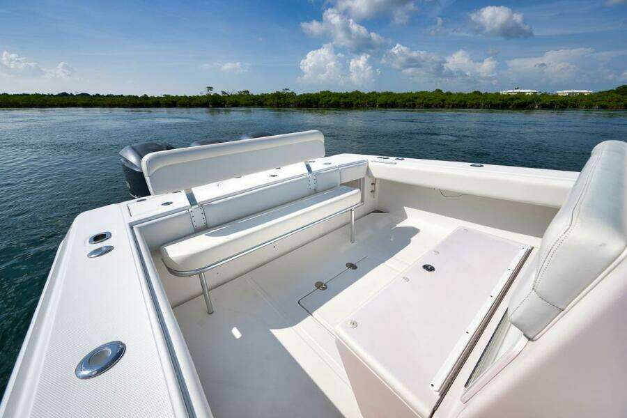 Baby Blues 37ft Bahama Yacht For Sale