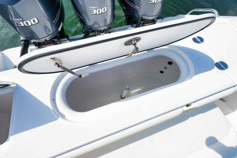 Baby Blues 37ft Bahama Yacht For Sale