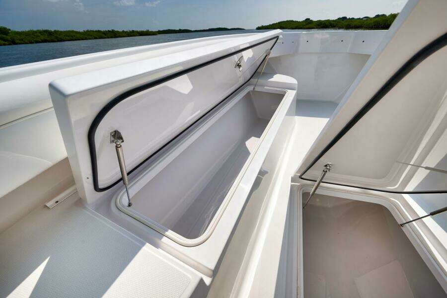 Baby Blues 37ft Bahama Yacht For Sale