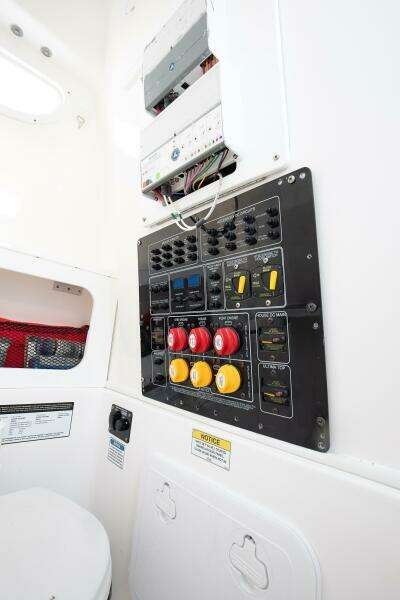 Fish Hunter 28ft Sea Fox Yacht For Sale