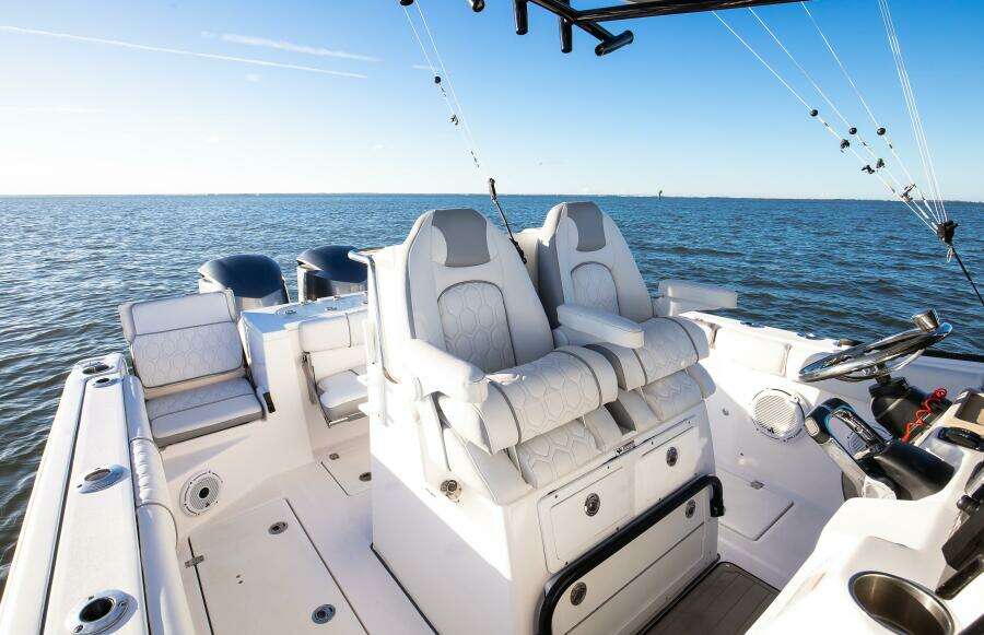 Fish Hunter 28ft Sea Fox Yacht For Sale