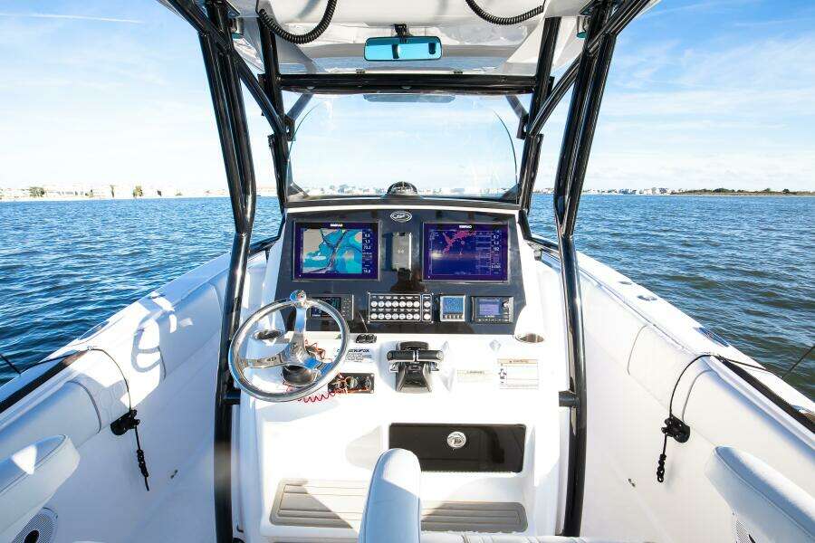 Fish Hunter 28ft Sea Fox Yacht For Sale