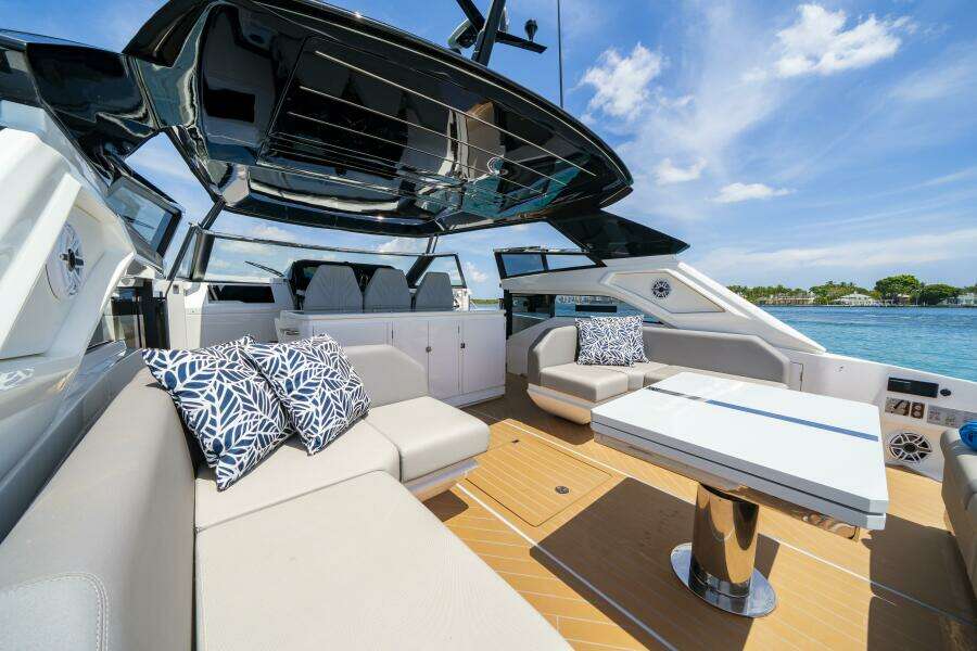 55ft Sunseeker Yacht For Sale
