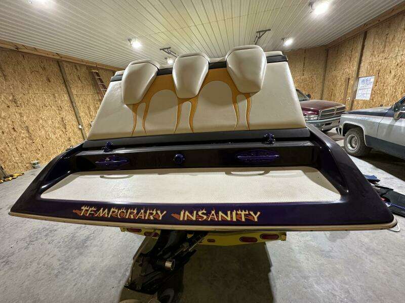 26ft Eliminator Yacht For Sale