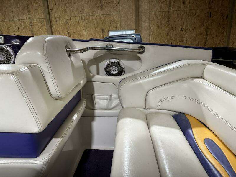 26ft Eliminator Yacht For Sale