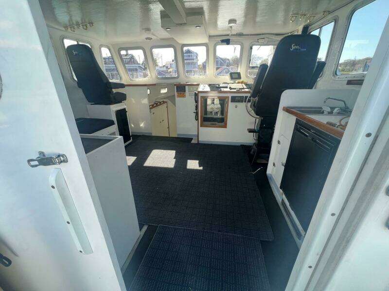 42ft H amp H Marine Yacht For Sale