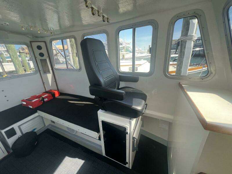 42ft H amp H Marine Yacht For Sale
