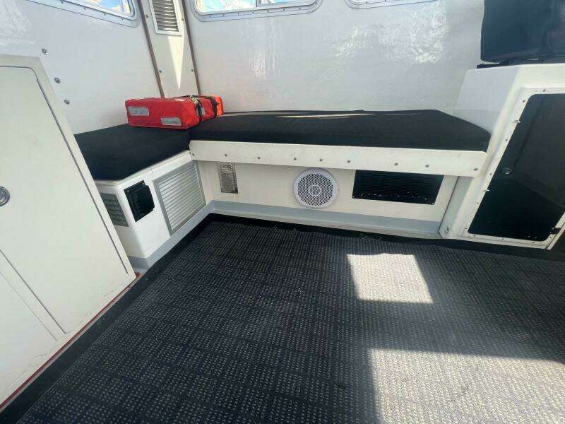 42ft H amp H Marine Yacht For Sale