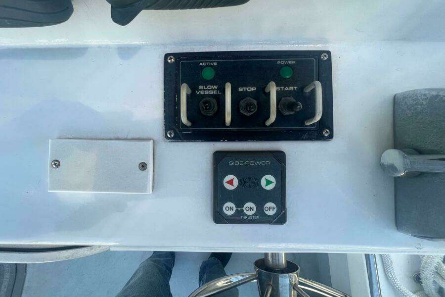 42ft H amp H Marine Yacht For Sale