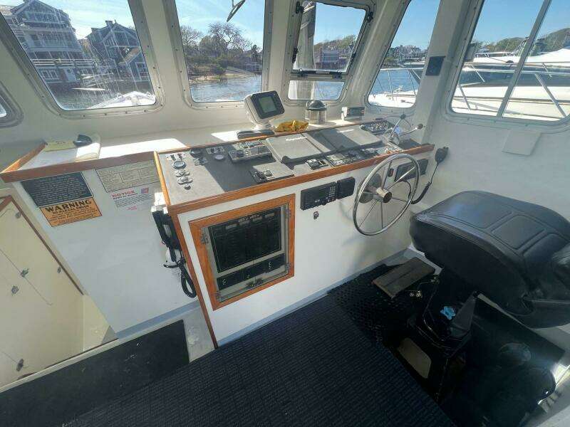 42ft H amp H Marine Yacht For Sale