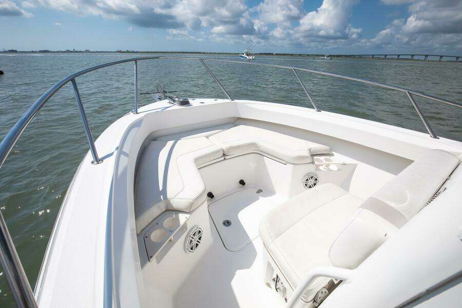 24ft Boston Whaler Yacht For Sale