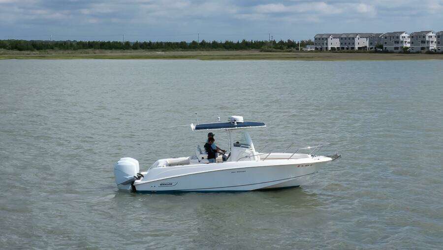 24ft Boston Whaler Yacht For Sale