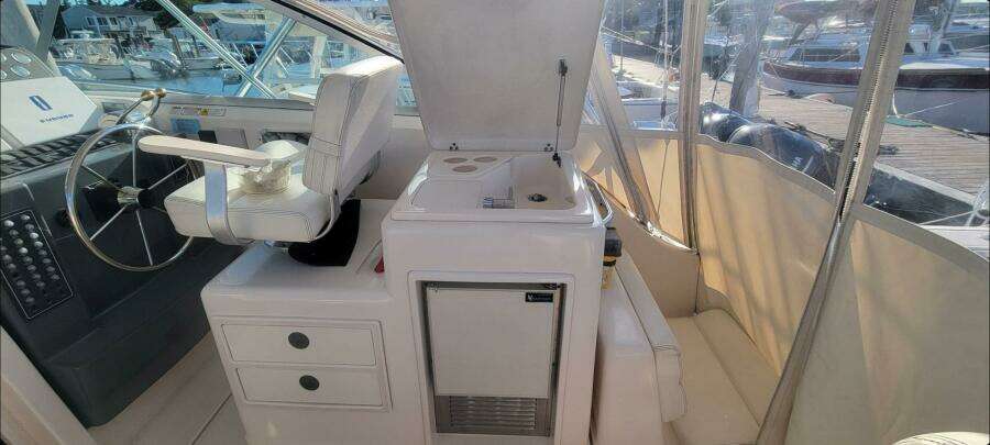 Valkyrie 34ft Pursuit Yacht For Sale