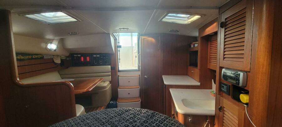 Valkyrie 34ft Pursuit Yacht For Sale