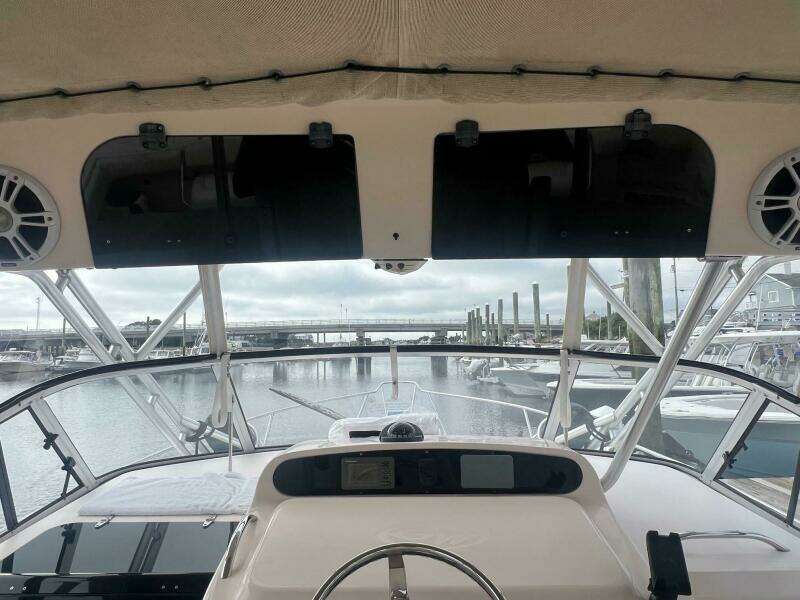 33ft Grady White Yacht For Sale