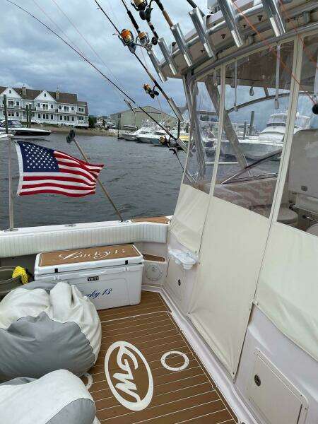 33ft Grady White Yacht For Sale