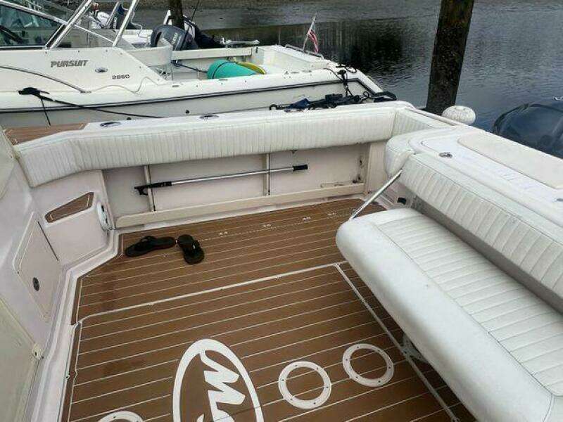 33ft Grady White Yacht For Sale