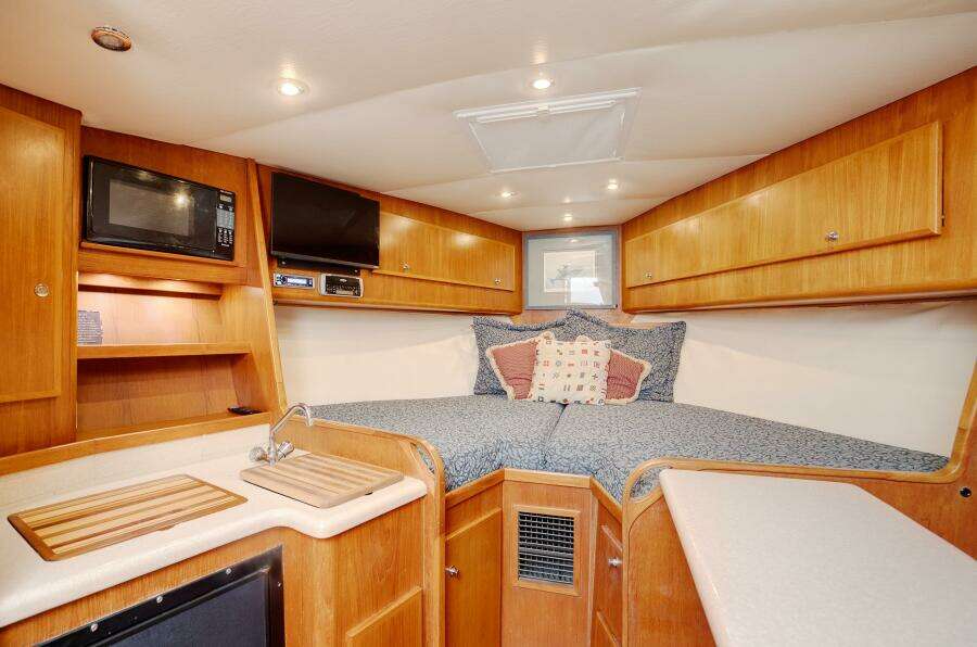 Pipe Dream 32ft Topaz Yacht For Sale