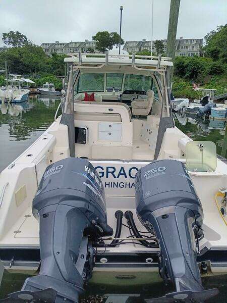 31ft Pursuit Yacht For Sale