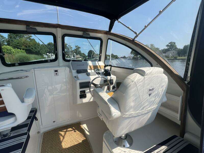 26ft Steiger Craft Yacht For Sale