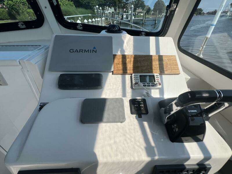 26ft Steiger Craft Yacht For Sale
