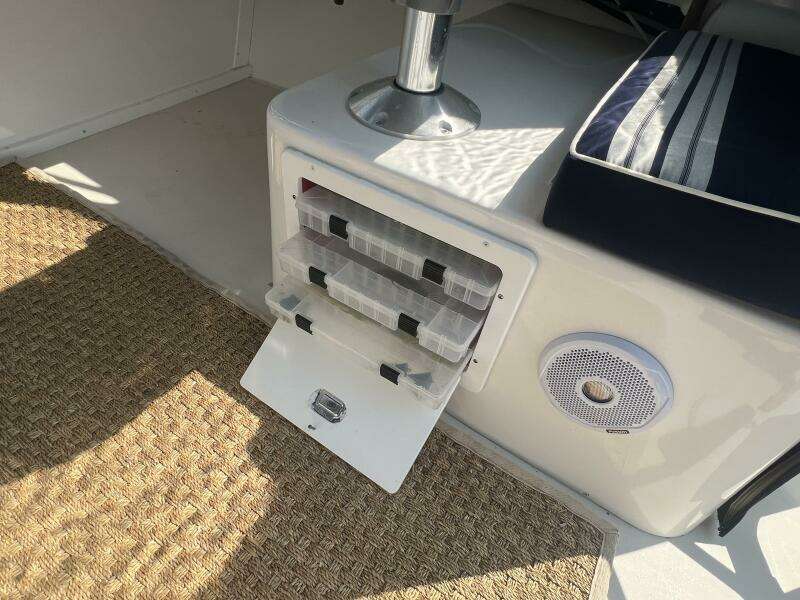 26ft Steiger Craft Yacht For Sale