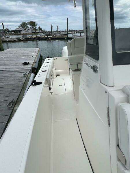 26ft Pursuit Yacht For Sale