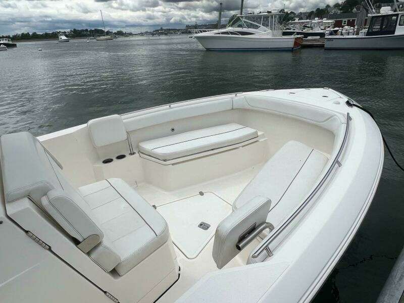 26ft Pursuit Yacht For Sale