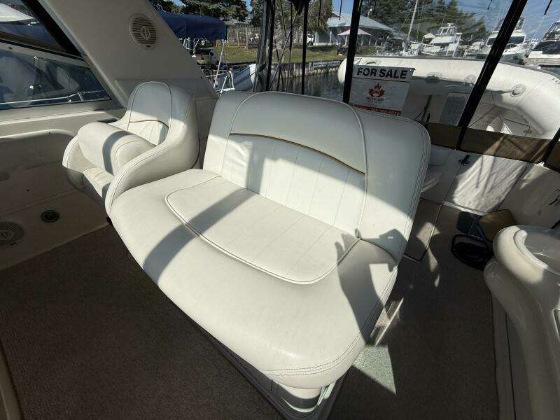 31ft Sea Ray Yacht For Sale