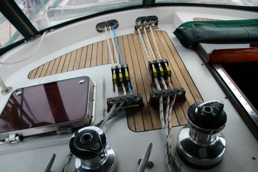 Divine Miss Em 43ft Slocum Yacht For Sale