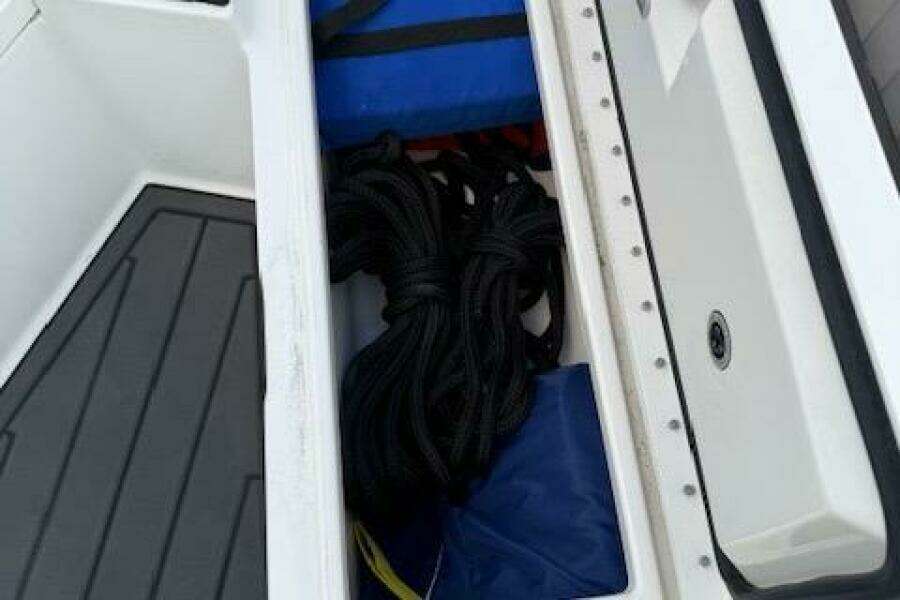 32ft Regulator Yacht For Sale
