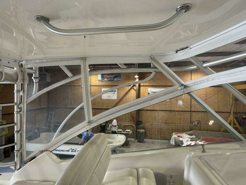 30ft Luhrs Yacht For Sale