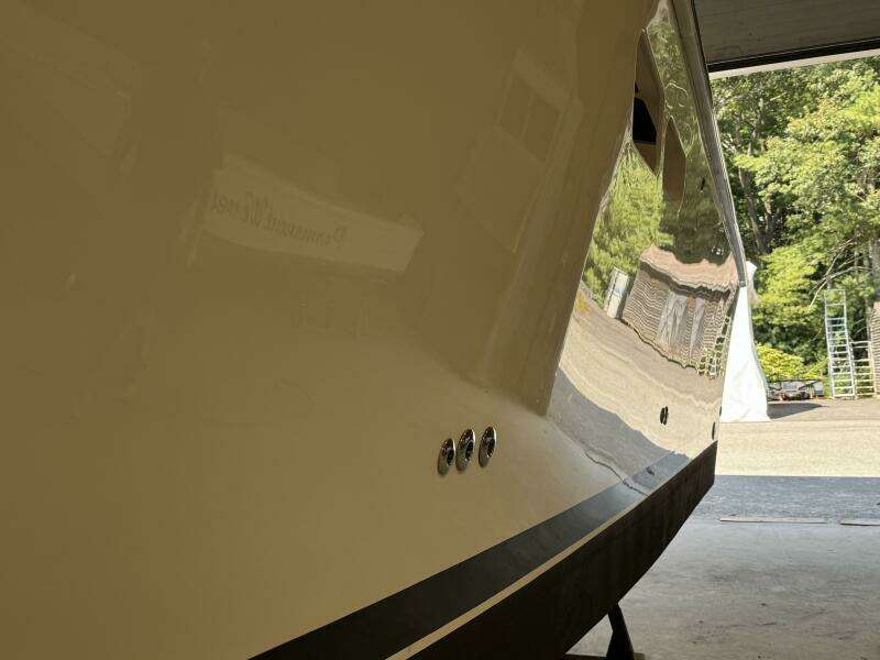 30ft Luhrs Yacht For Sale