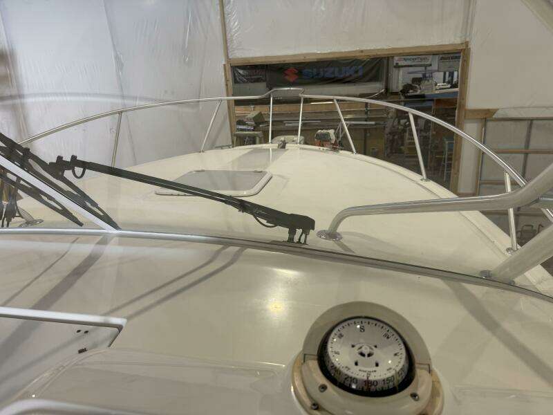 30ft Luhrs Yacht For Sale
