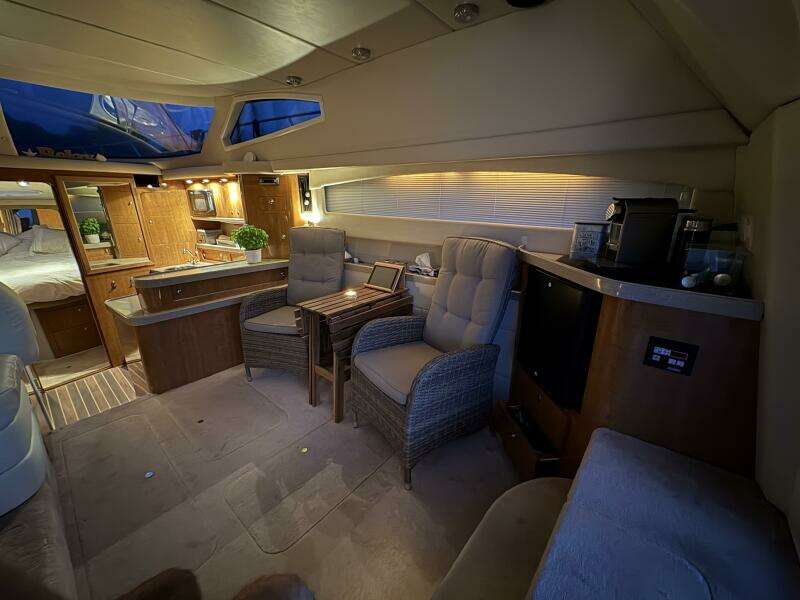 39ft Regal Yacht For Sale