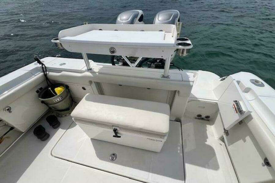 33ft Hydra Sports Yacht For Sale
