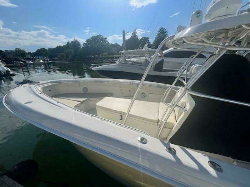 33ft Hydra Sports Yacht For Sale
