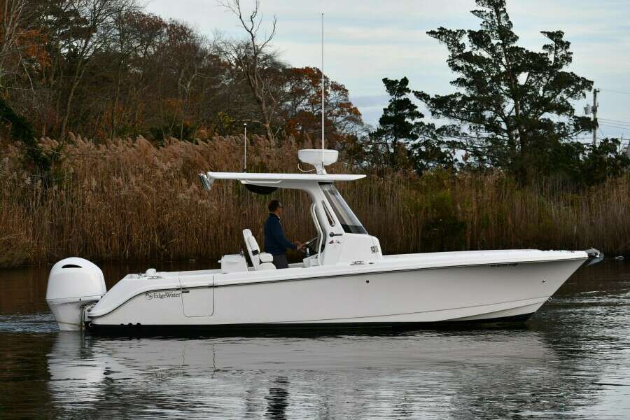26ft Edgewater Yacht For Sale