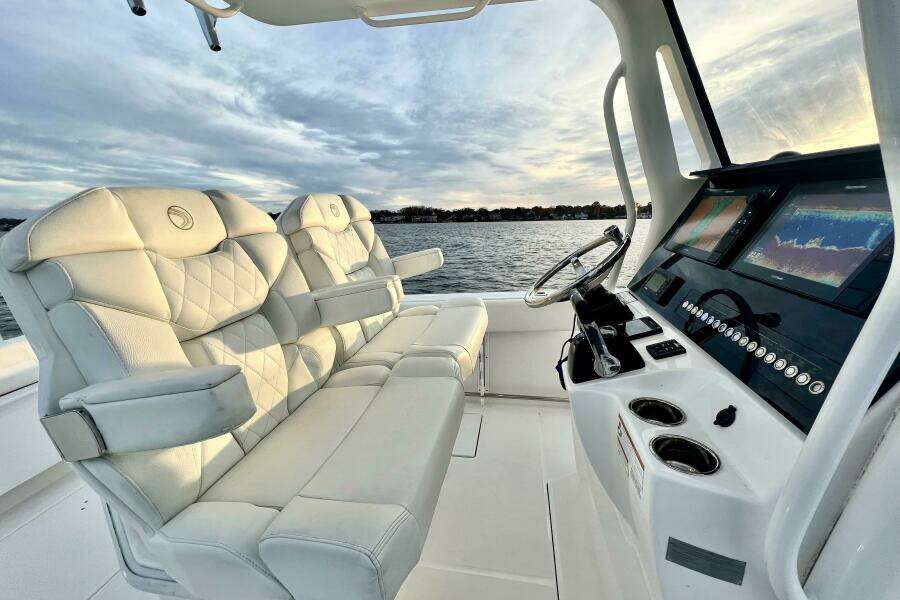 26ft Edgewater Yacht For Sale