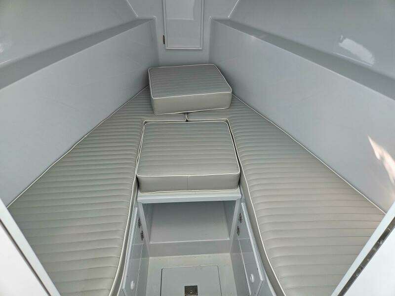 27ft Tides Yacht For Sale