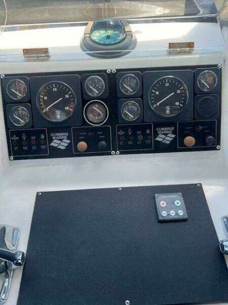 42ft Jefferson Yacht For Sale