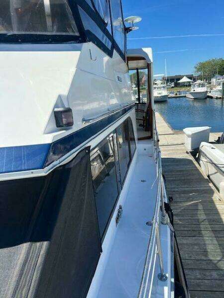 42ft Jefferson Yacht For Sale