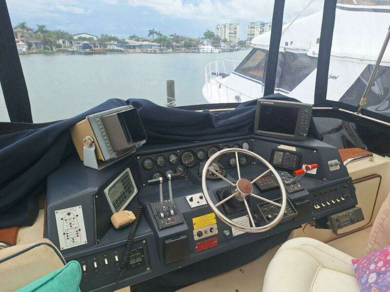 41ft Sea Ray Yacht For Sale