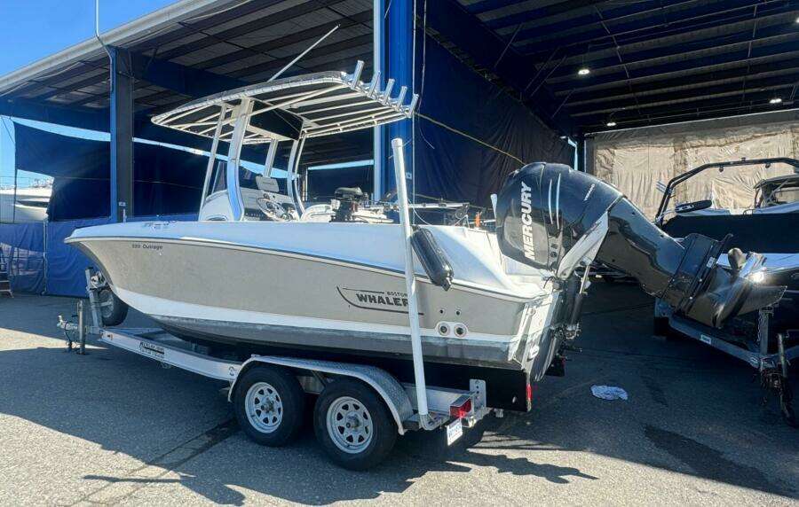 Luna Maris 16ft Boston Whaler Yacht For Sale