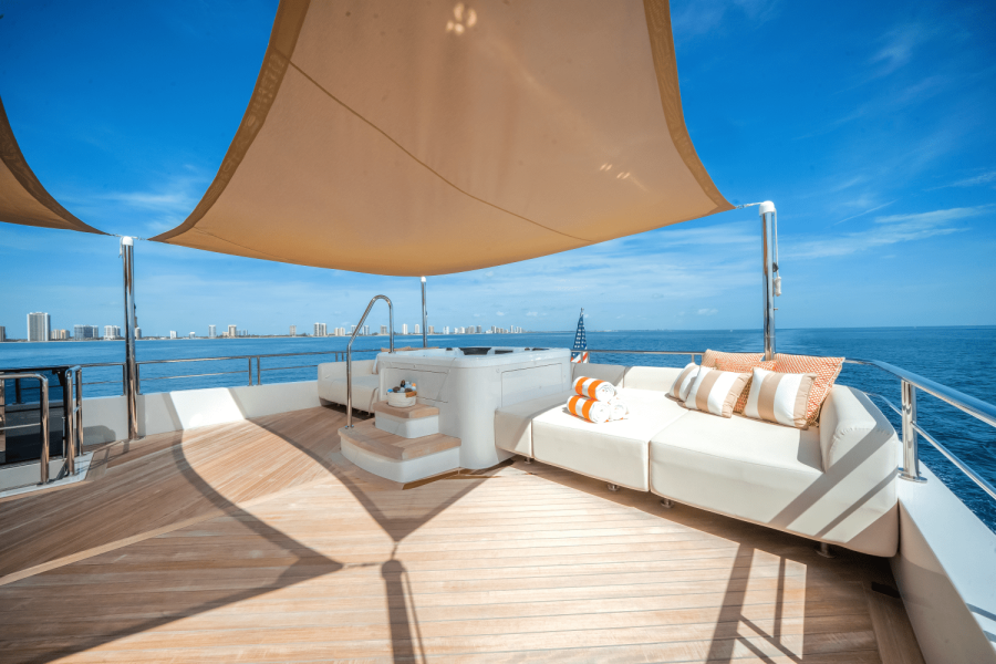 98ft Ocean Alexander Yacht For Sale