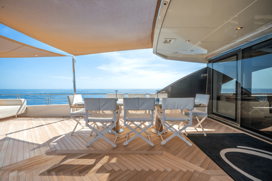 98ft Ocean Alexander Yacht For Sale