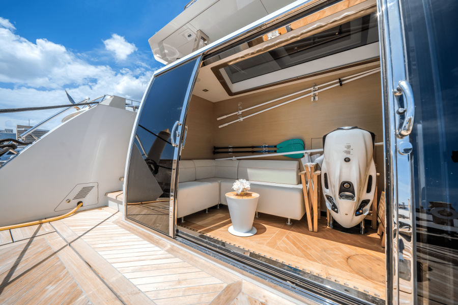 98ft Ocean Alexander Yacht For Sale