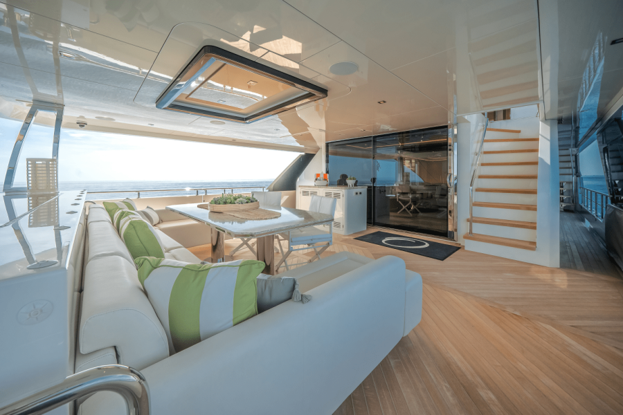 98ft Ocean Alexander Yacht For Sale