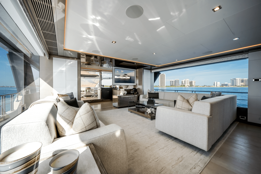 98ft Ocean Alexander Yacht For Sale